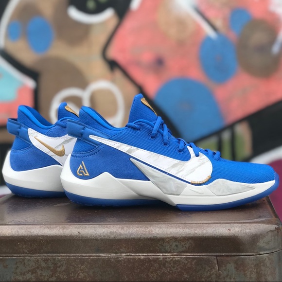 Nike Freak 2 SE GS Special Edition Greek Sneakers - Picture 7 of 11